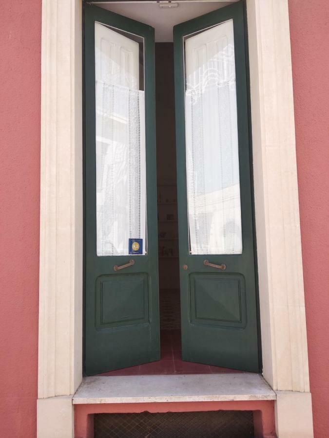 Lu Focalire Bed & Breakfast Montesano Salentino Exterior photo